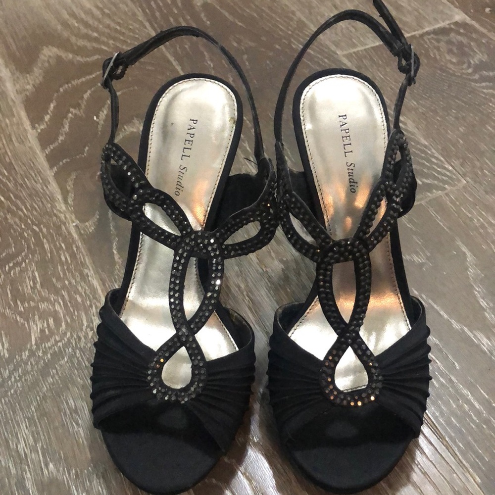 Papell Studios black heels